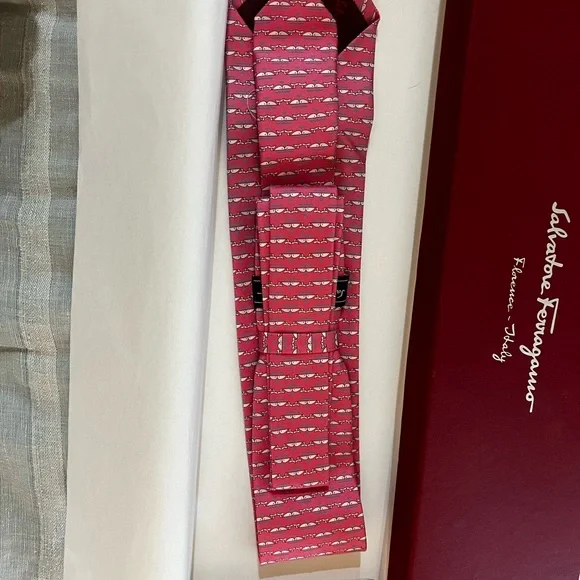 Salvatore Ferragamo Pink Whale Motif Tie - Picture 3 of 5
